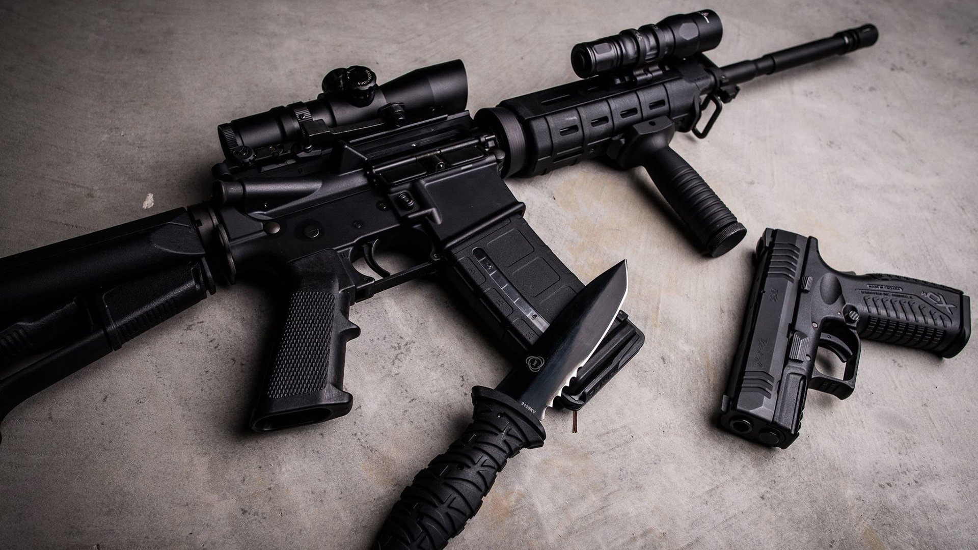 -球员家庭支持体系被关注背后故事引发共鸣，家庭球队